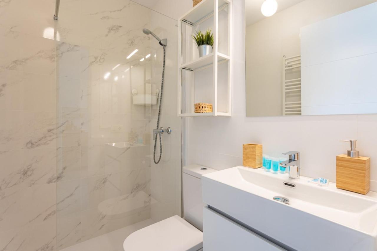 Suite Home Cervantes Málaga Extérieur photo